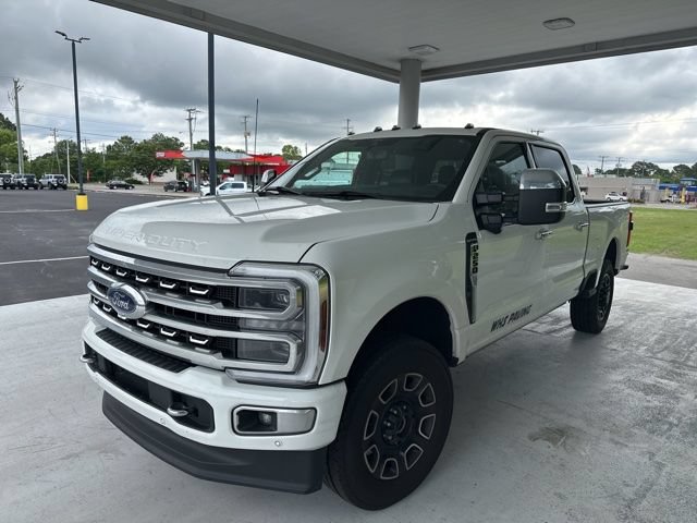 Certified 2024 Ford F250 Platinum w/ FX4 Off-Road Package AWD/4WD image 5