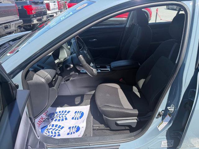 Used 2025 Nissan Sentra SV w/ All-Weather Package FWD image 11