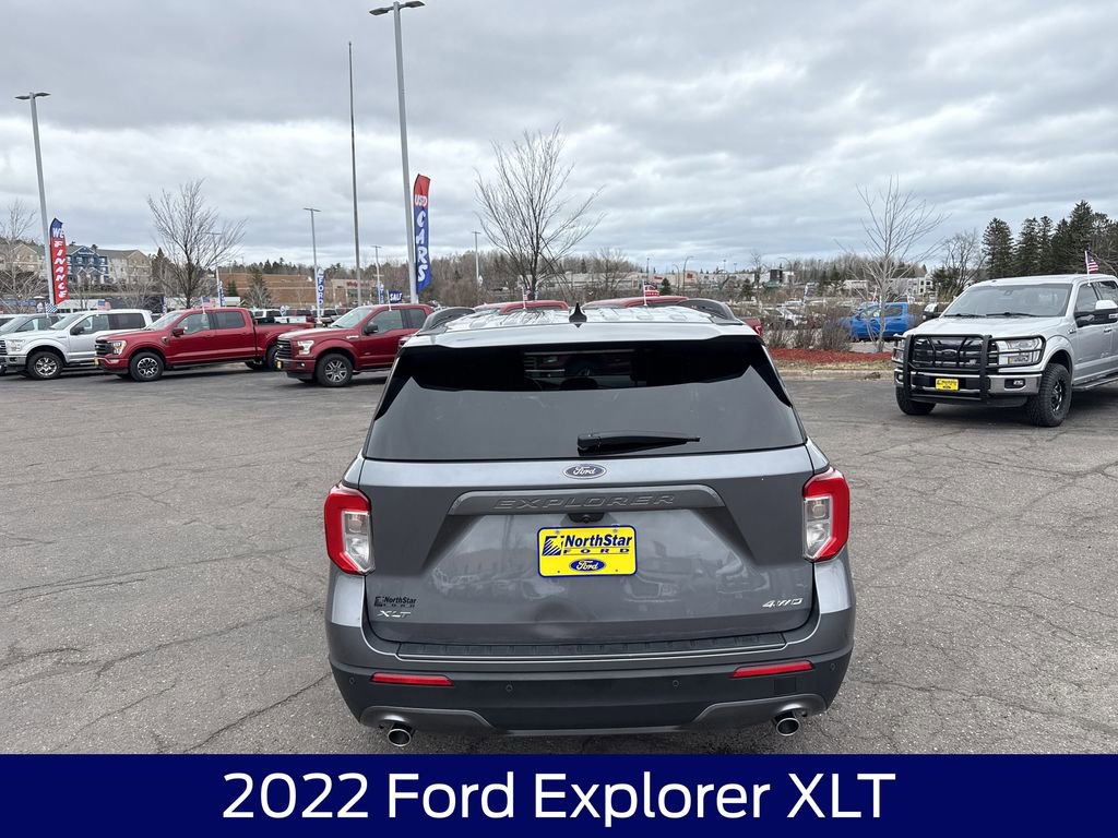 Certified 2022 Ford Explorer XLT w/ XLT Sport Appearance Package AWD/4WD image 8