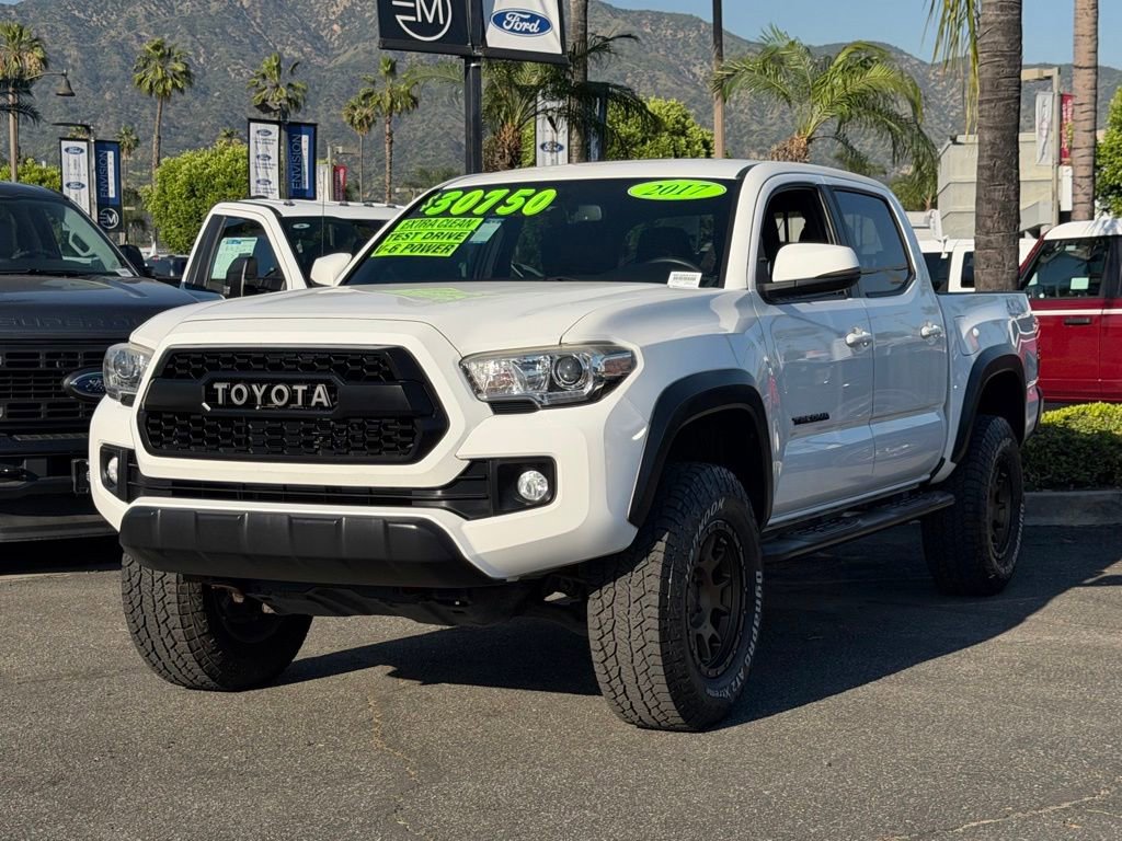 Used 2017 Toyota Tacoma TRD Off-Road w/ Tow Package image 5