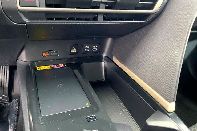 Used 2025 Toyota Camry LE FWD image 35