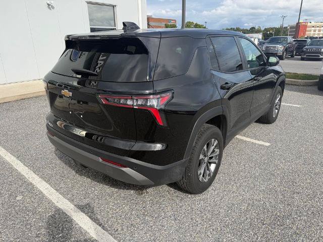Used 2026 Chevrolet Equinox LT FWD image 8