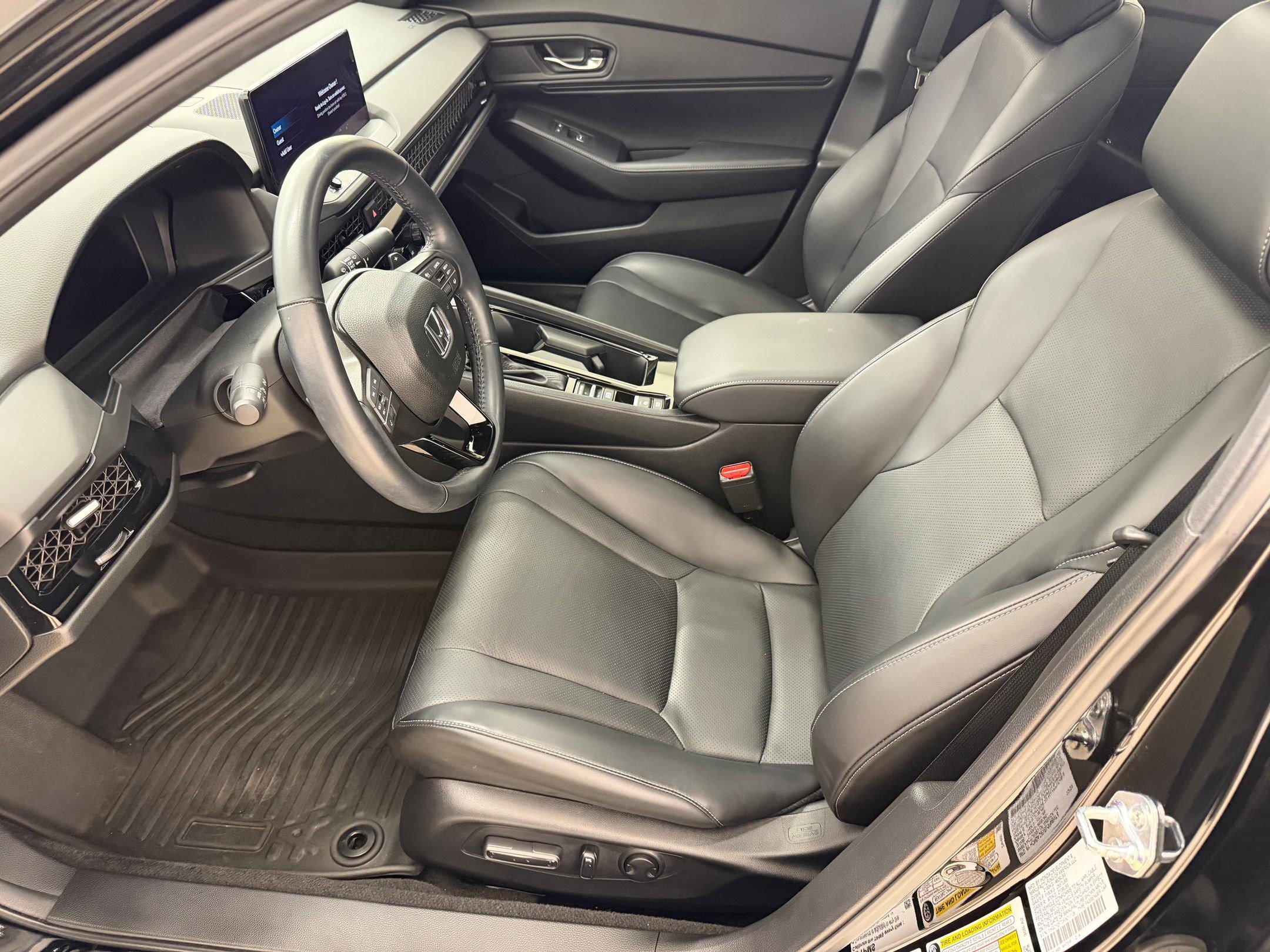 Used 2024 Honda Accord Sport image 5