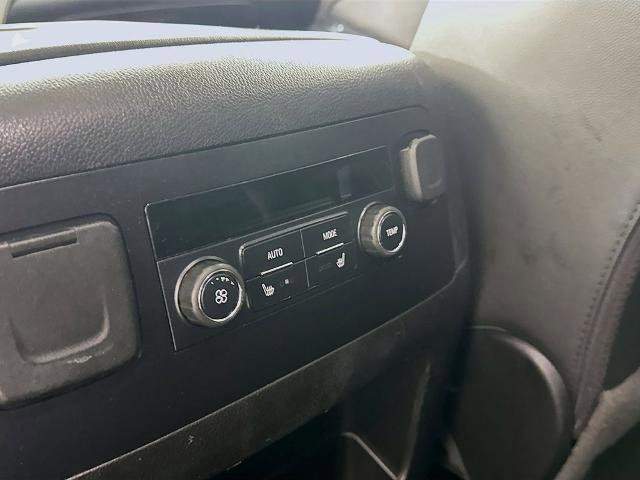 Used 2018 Chevrolet Suburban LT w/ Luxury Package AWD/4WD image 25