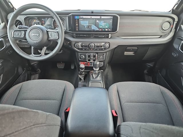 Used 2025 Jeep Wrangler Unlimited Rubicon AWD/4WD image 11