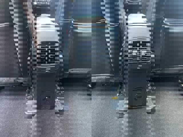 Certified 2025 Ford Escape ST-Line Elite w/ Premium Technology Package image 15