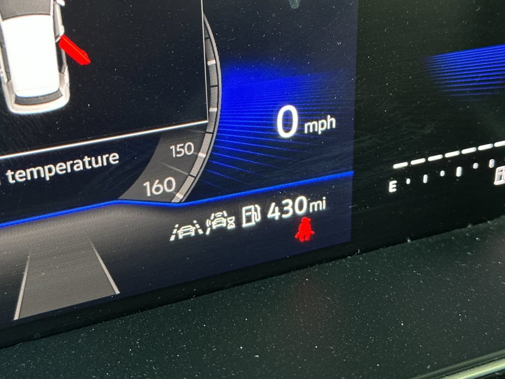 Used 2025 Volkswagen Jetta SE FWD image 27