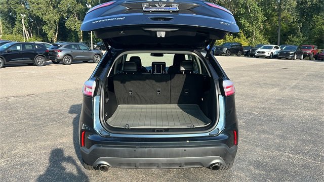 Certified 2024 Ford Edge Titanium image 29