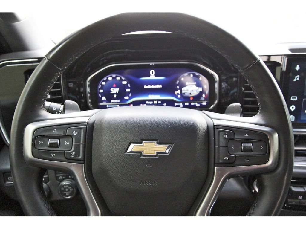 Used 2023 Chevrolet Silverado 1500 LTZ w/ LTZ Convenience Package II AWD/4WD image 15