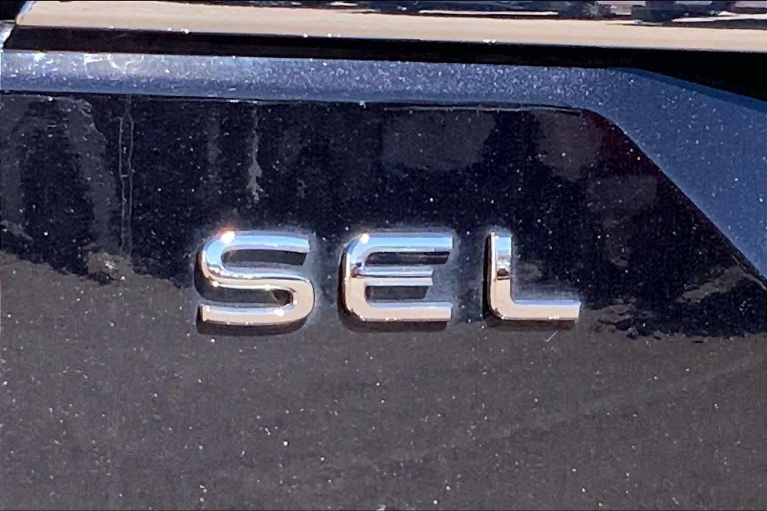 Used 2025 Volkswagen Atlas SEL Premium R-Line AWD/4WD image 30