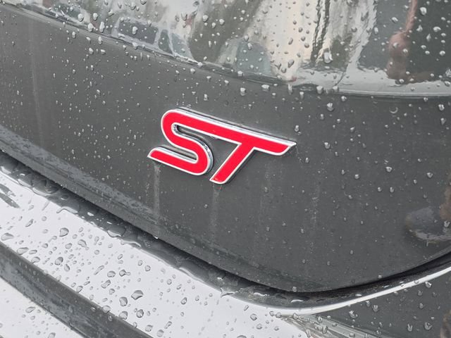 Certified 2023 Ford Edge ST image 6