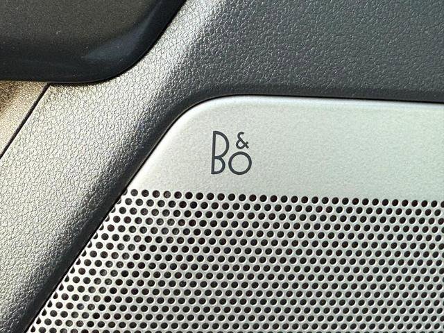 Certified 2022 Ford F150 XLT w/ Equipment Group 302A High image 26