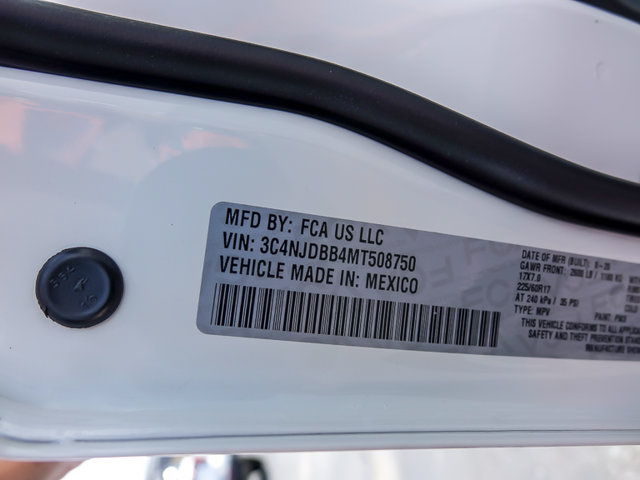 Used 2021 Jeep Compass Latitude AWD/4WD image 28
