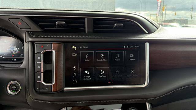 Used 2023 GMC Yukon Denali Ultimate AWD/4WD image 17