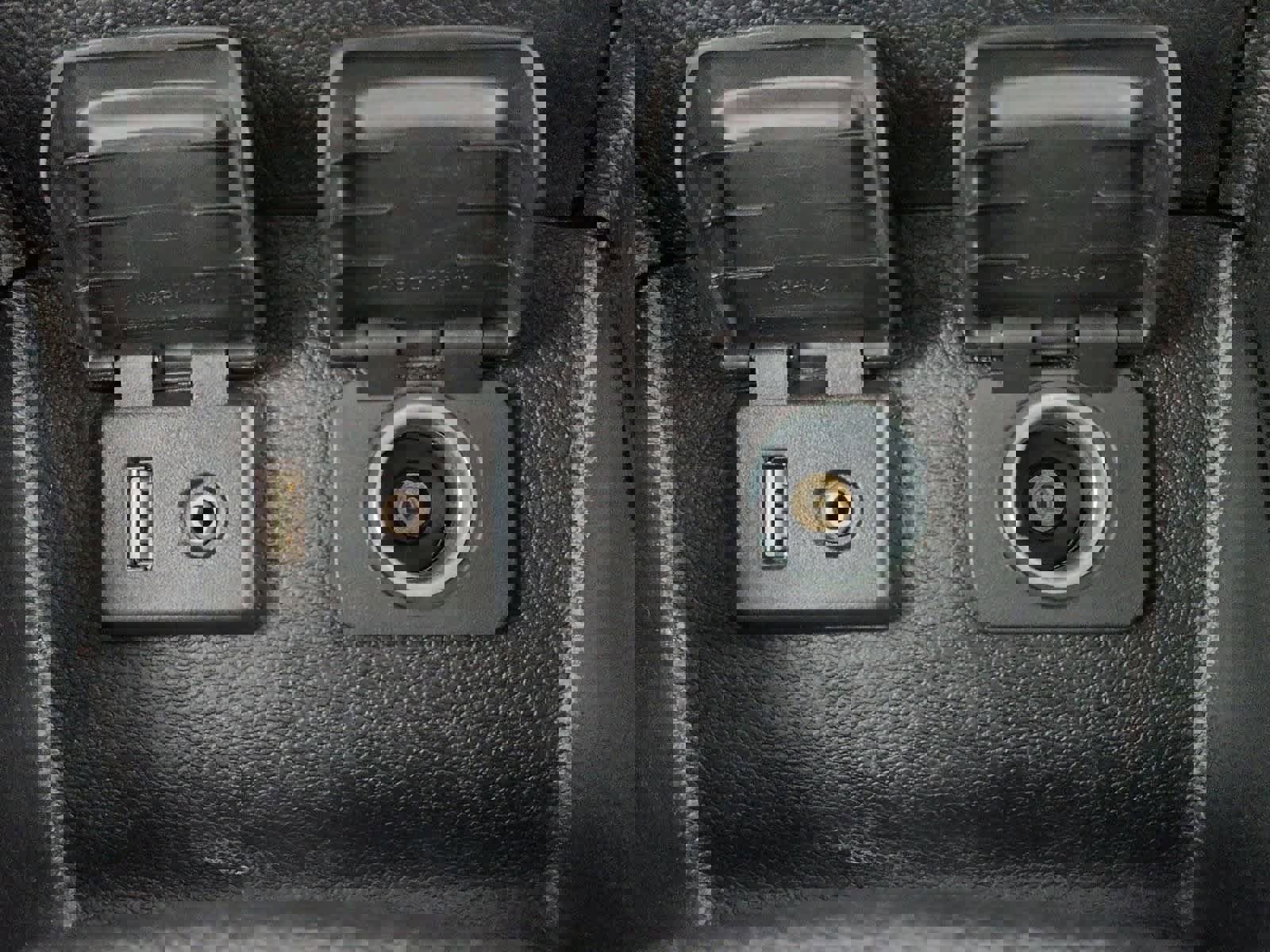 Used 2018 Chevrolet Cruze LT w/ Convenience Package image 31