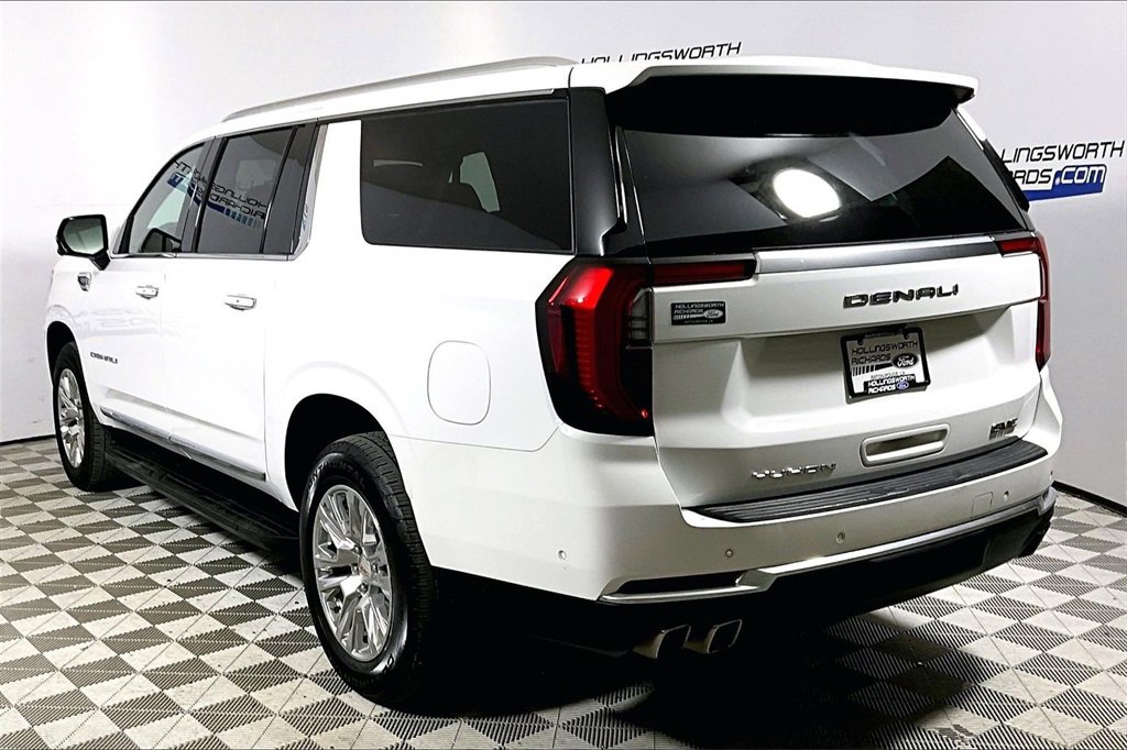 Used 2025 GMC Yukon XL Denali image 8