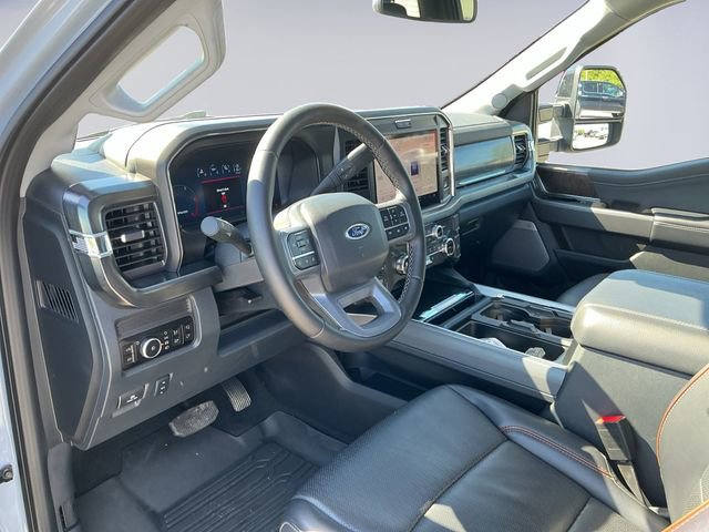 Certified 2025 Ford F350 Lariat w/ Black Appearance Package AWD/4WD image 9