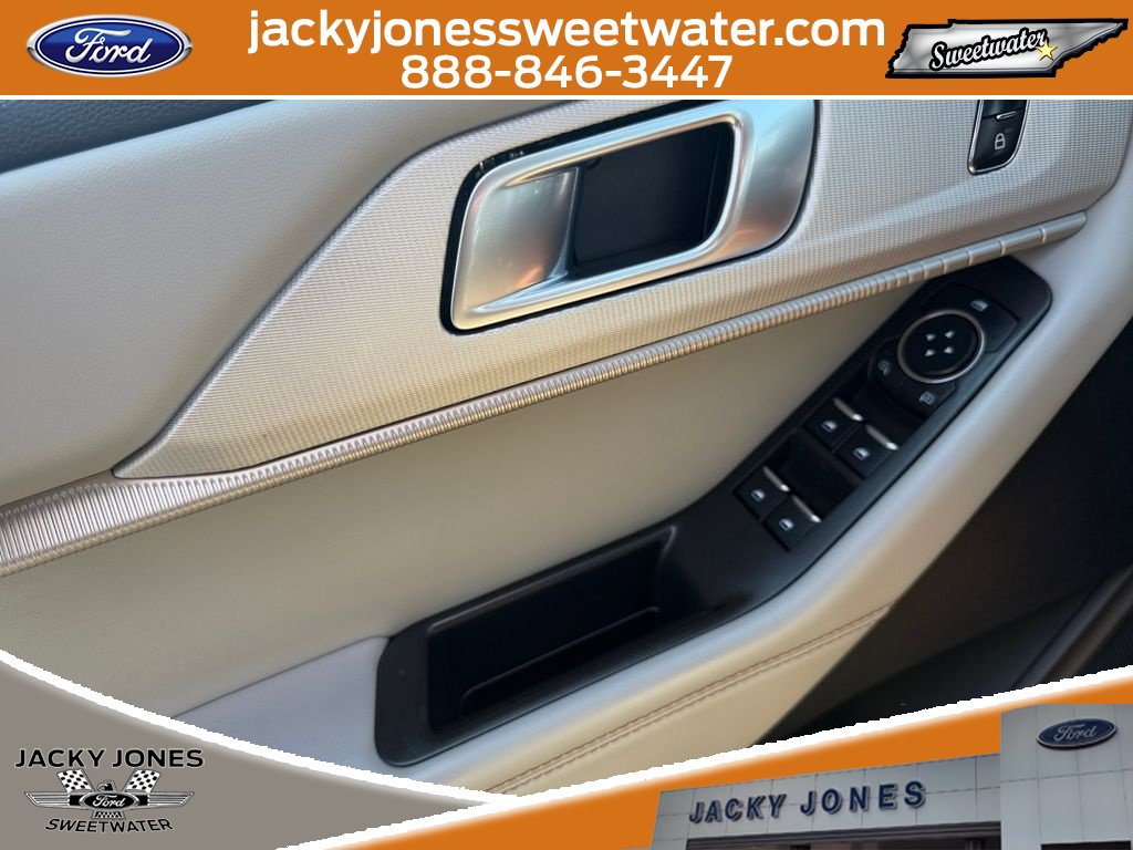 Certified 2025 Ford Explorer Active w/ Active Comfort Package RWD image 15