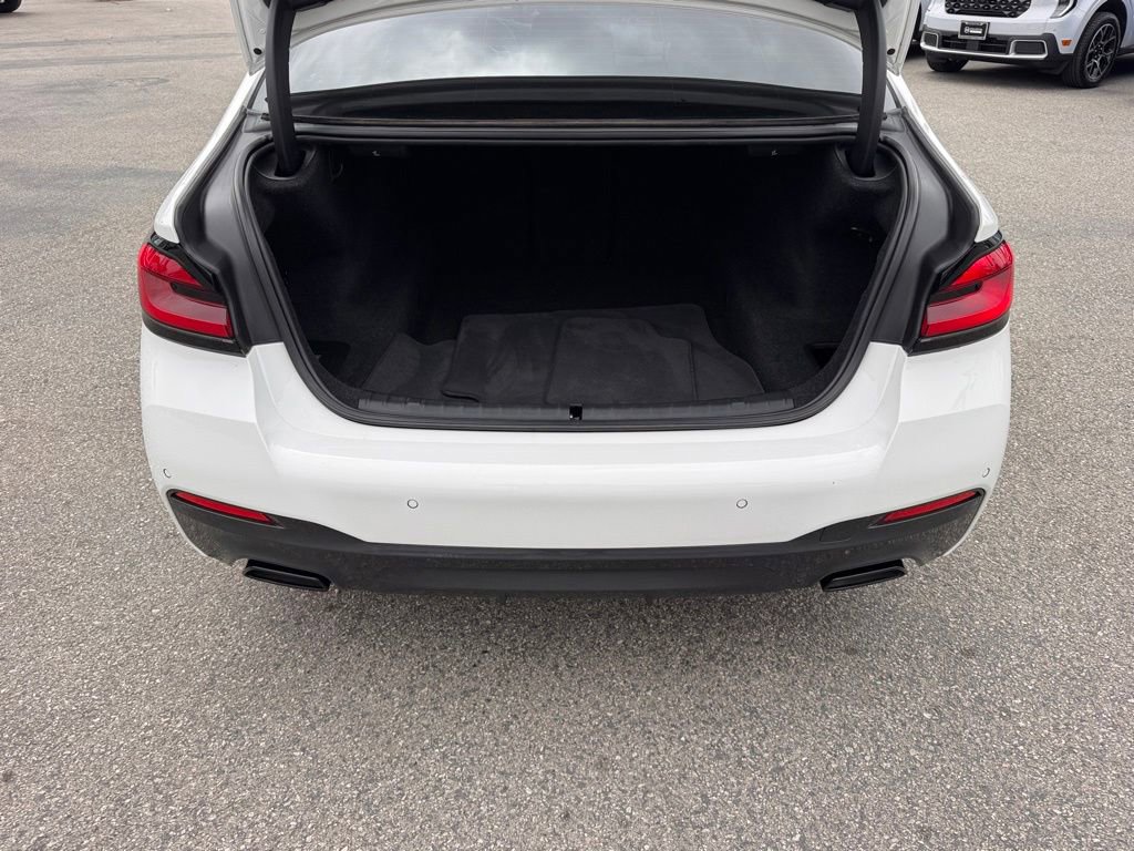 Used 2021 BMW 540i w/ M Sport Package RWD image 13