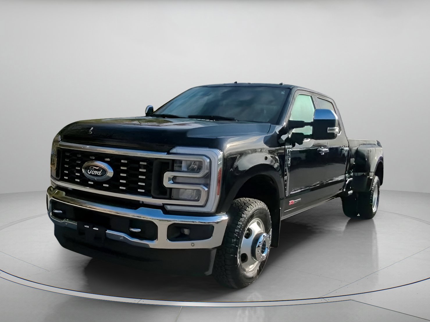 Certified 2024 Ford F350 Lariat w/ Lariat Ultimate Package image 3