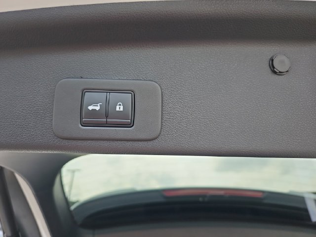 Used 2025 Nissan Murano SL AWD/4WD image 13