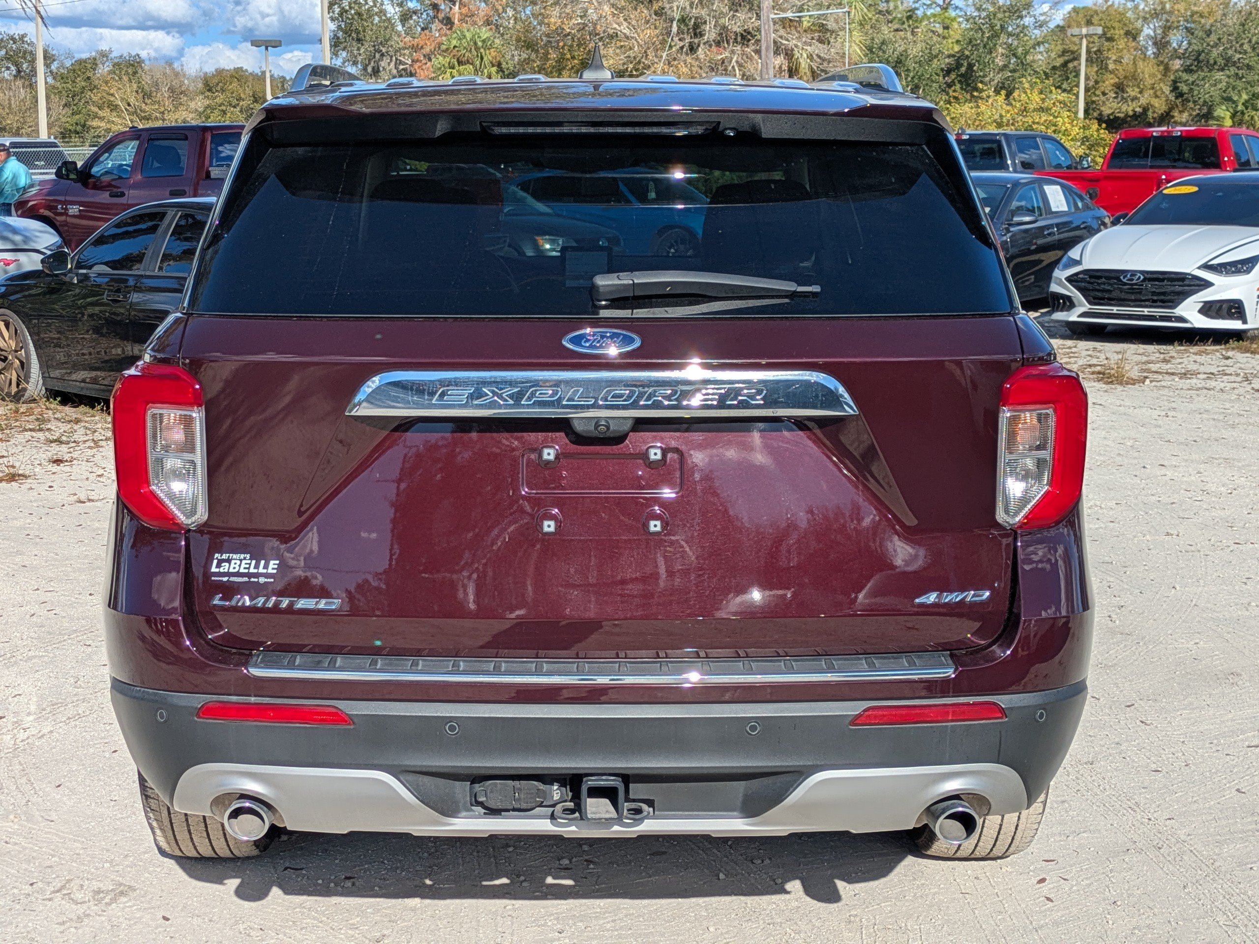 Certified 2023 Ford Explorer Limited w/ Limited Technology Package AWD/4WD image 4