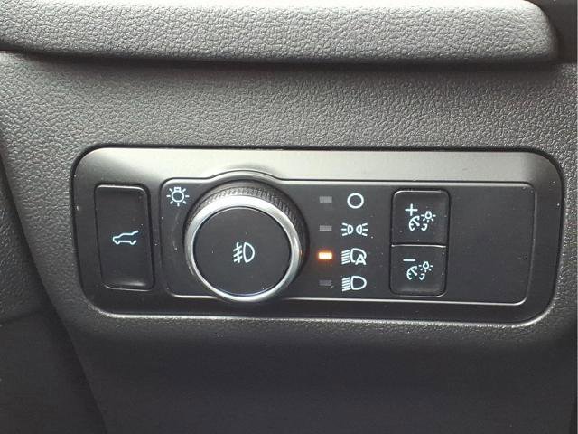 Certified 2023 Ford Escape ST-Line Select w/ Tech Pack #1 image 17