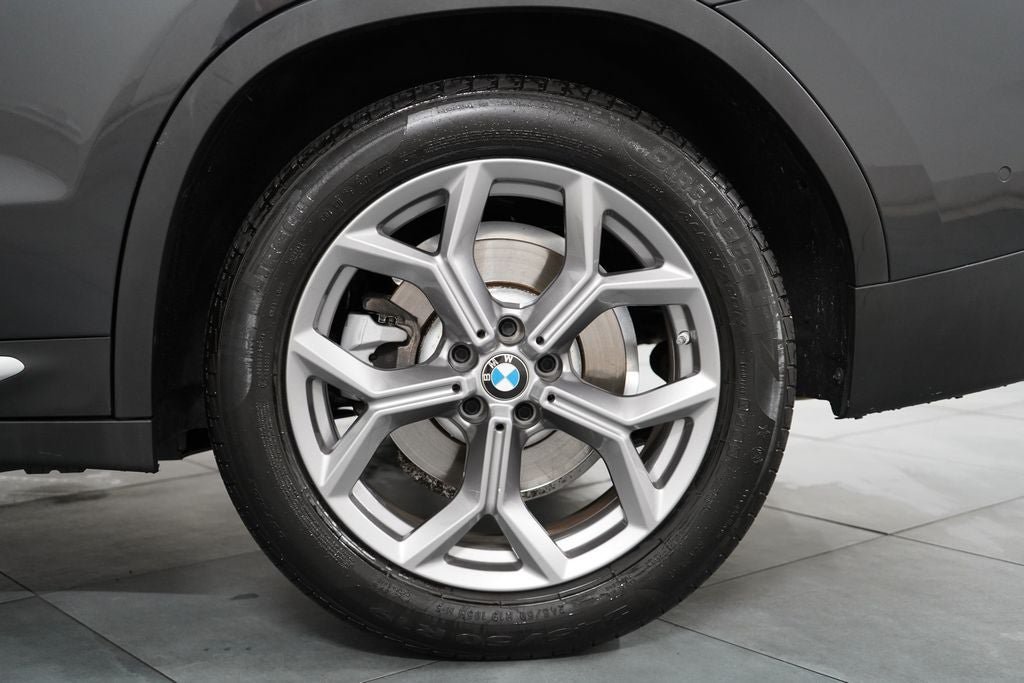 Used 2024 BMW X3 xDrive30i w/ Premium Package AWD/4WD image 36