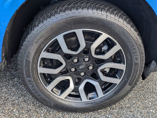 Certified 2022 Ford Maverick Lariat w/ Lariat Luxury Package FWD image 16