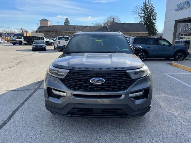 Certified 2022 Ford Explorer ST-Line w/ Class IV Trailer Tow Package image 16
