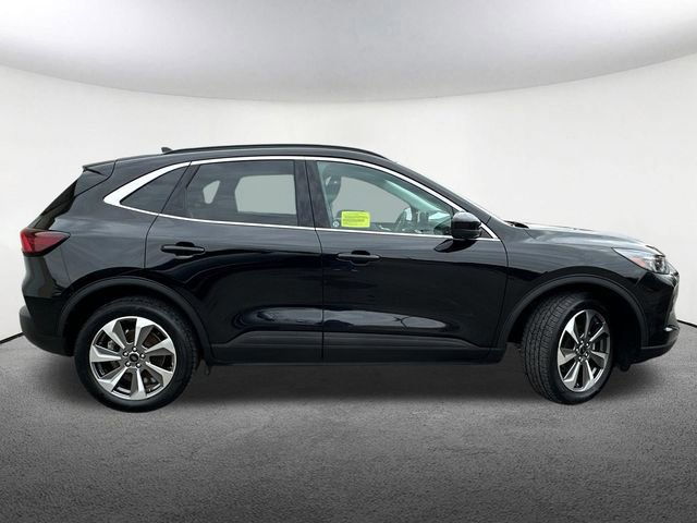 Certified 2024 Ford Escape Platinum image 6