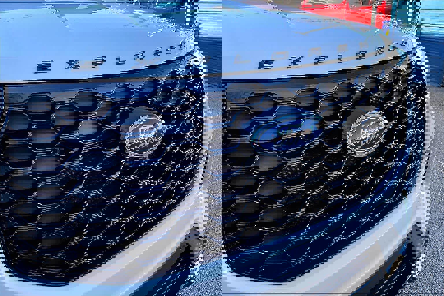 Certified 2025 Ford Explorer ST-Line w/ Premium Package image 35