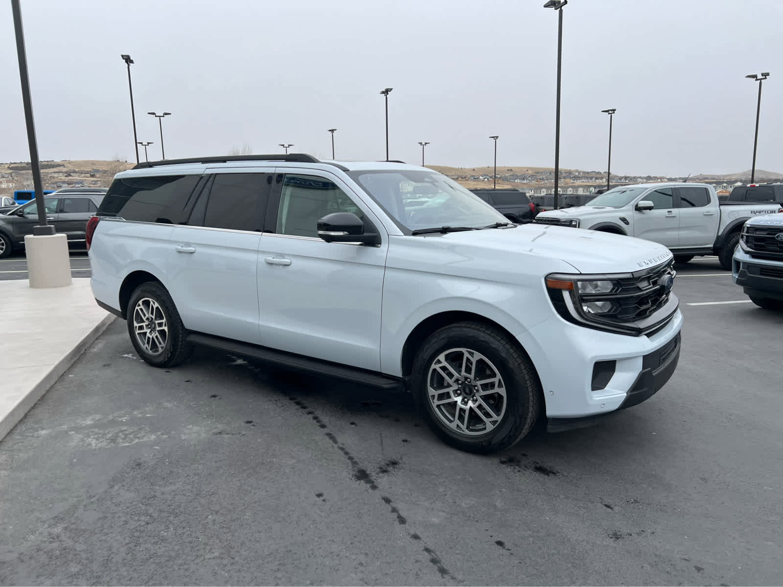 Certified 2025 Ford Expedition Max Active AWD/4WD image 5