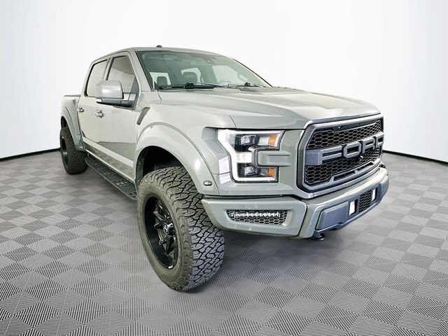 Certified 2018 Ford F150 Raptor w/ Equipment Group 802A Luxury AWD/4WD image 4
