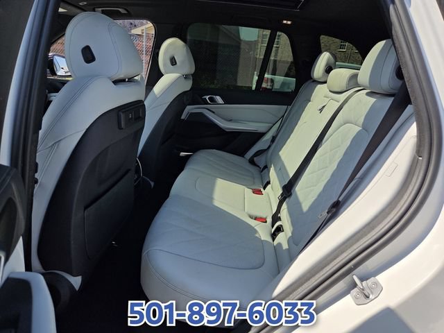 Used 2023 BMW X5 xDrive40i w/ M Sport Package AWD/4WD image 10