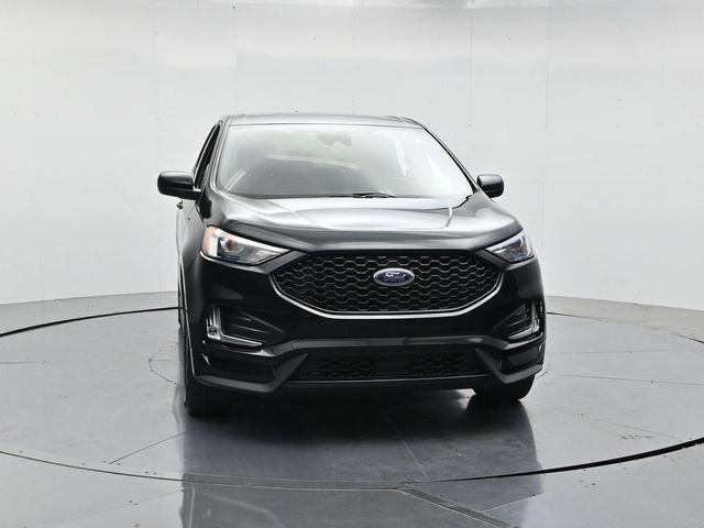 Certified 2024 Ford Edge ST-Line AWD/4WD image 4