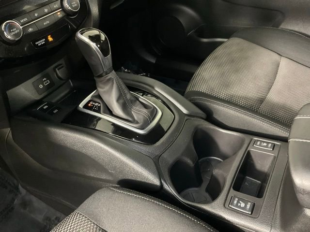 Used 2019 Nissan Rogue Sport SV w/ Technology Package image 19