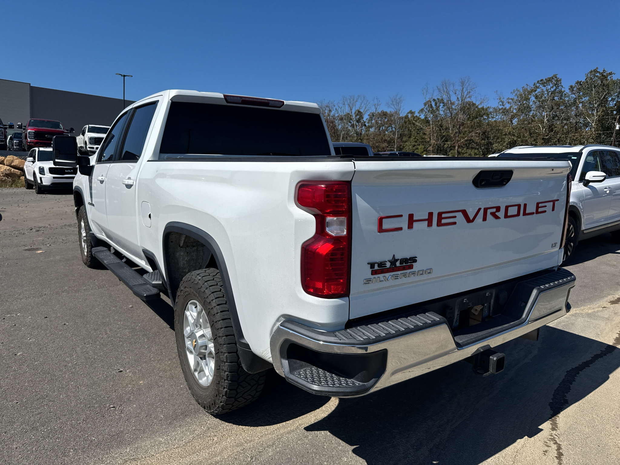 Used 2021 Chevrolet Silverado 2500 LT w/ Z71 Off-Road Package AWD/4WD image 8