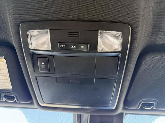 Used 2018 Toyota Tacoma TRD Sport AWD/4WD image 21