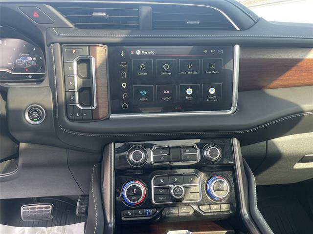 Used 2023 GMC Yukon XL Denali Ultimate AWD/4WD image 30