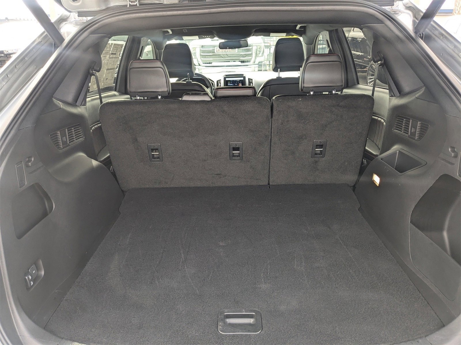 Certified 2024 Ford Edge ST-Line image 12