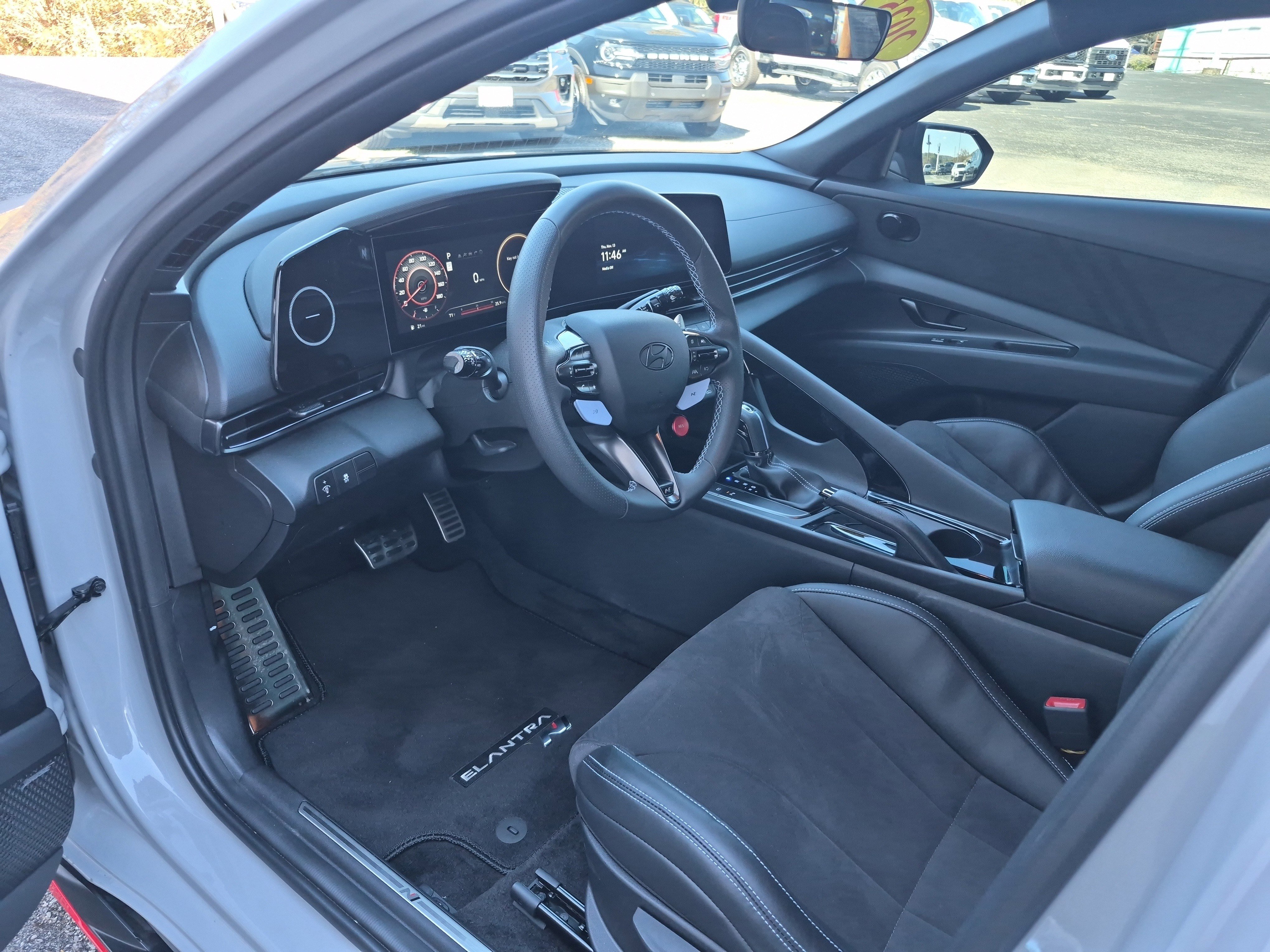 Used 2025 Hyundai Elantra N image 12