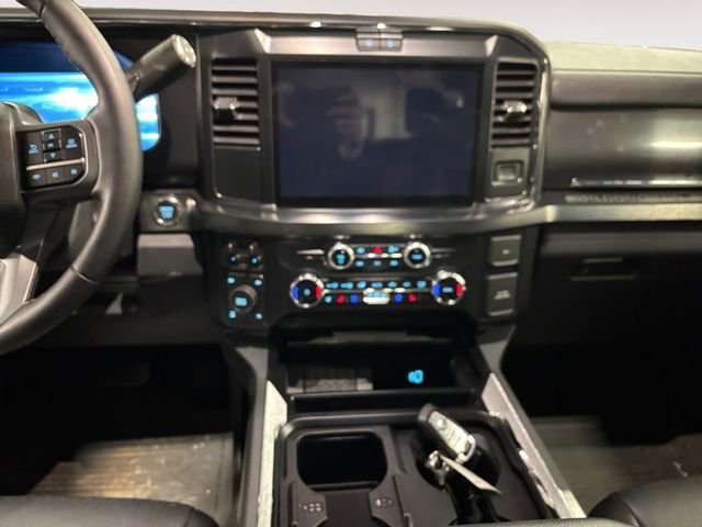 Certified 2025 Ford F350 Lariat w/ FX4 Off-Road Package AWD/4WD image 9