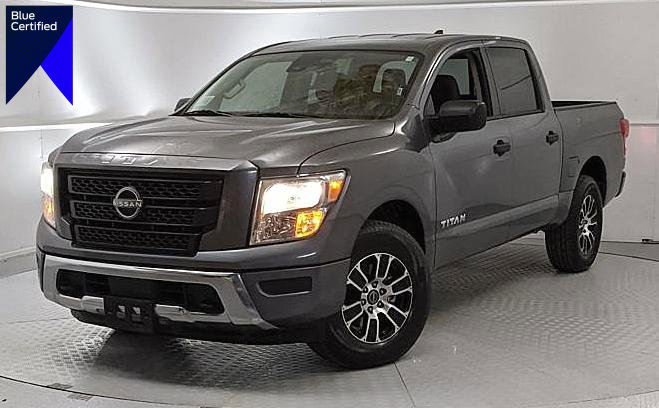 Used 2024 Nissan Titan SV image 1