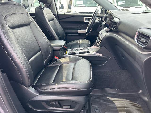 Certified 2021 Ford Explorer XLT w/ Equipment Group 202A image 21