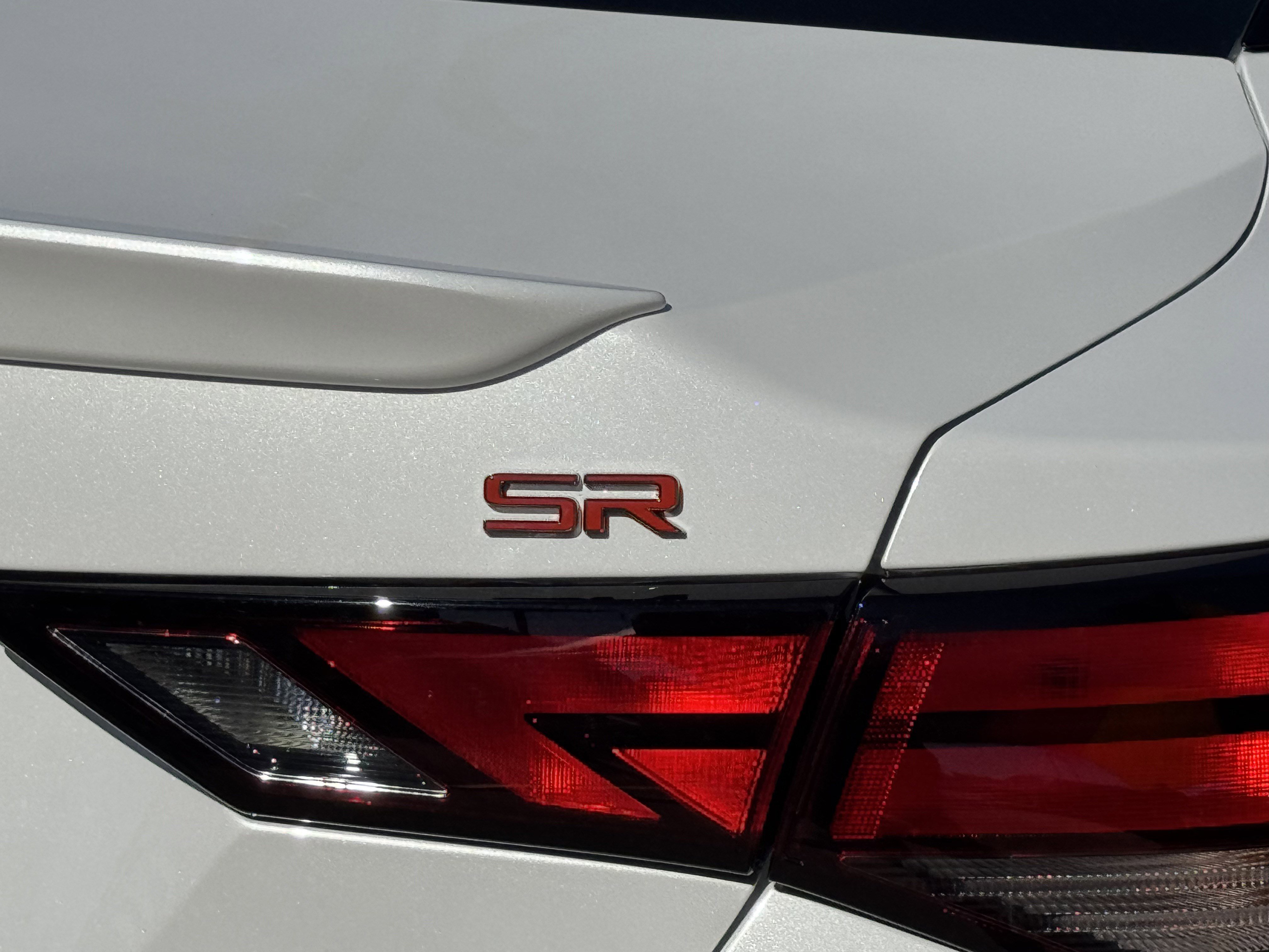 Used 2025 Nissan Sentra SR w/ SR Premium Package image 6