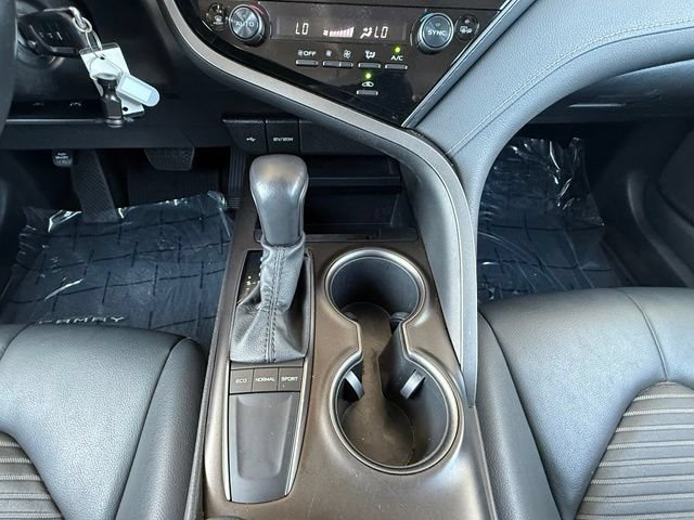 Used 2022 Toyota Camry SE FWD image 25