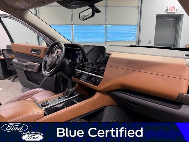 Used 2023 Nissan Pathfinder Platinum AWD/4WD image 28