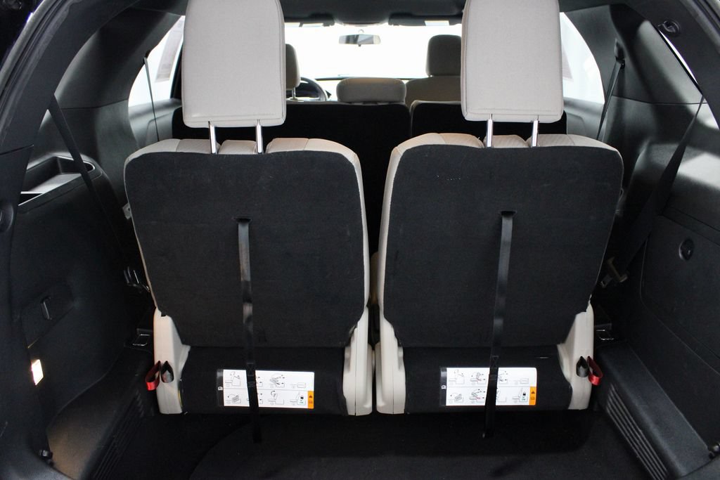 Certified 2018 Ford Explorer FWD image 13