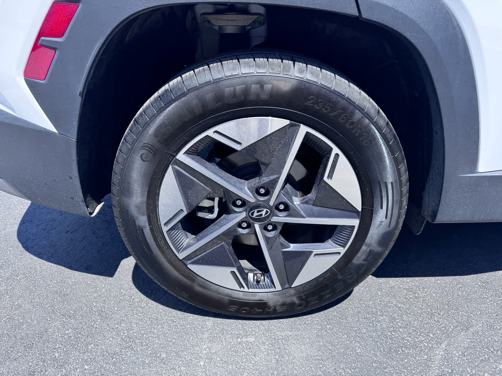 Used 2025 Hyundai Tucson SEL AWD/4WD image 13
